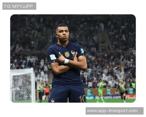 裁判专家分析姆巴佩进球争议手部触球应判无效