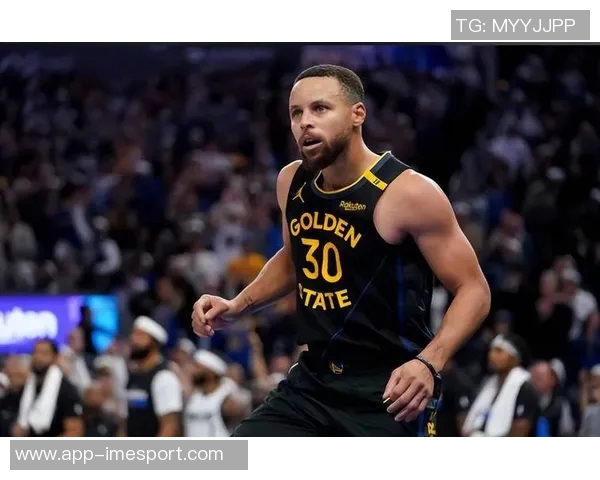 库里谈第三节精彩表现强调无球跑动助力勇士掌控比赛节奏