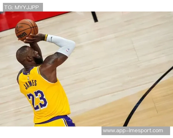 过去16个赛季得分王仅由8人垄断新赛季能否迎来新面孔和新纪录