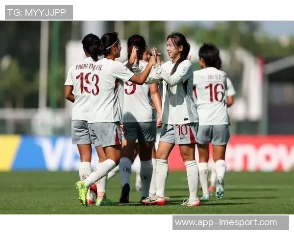 U17女足世界杯C组小组赛第二轮美国队与中国队首发阵容正式公布